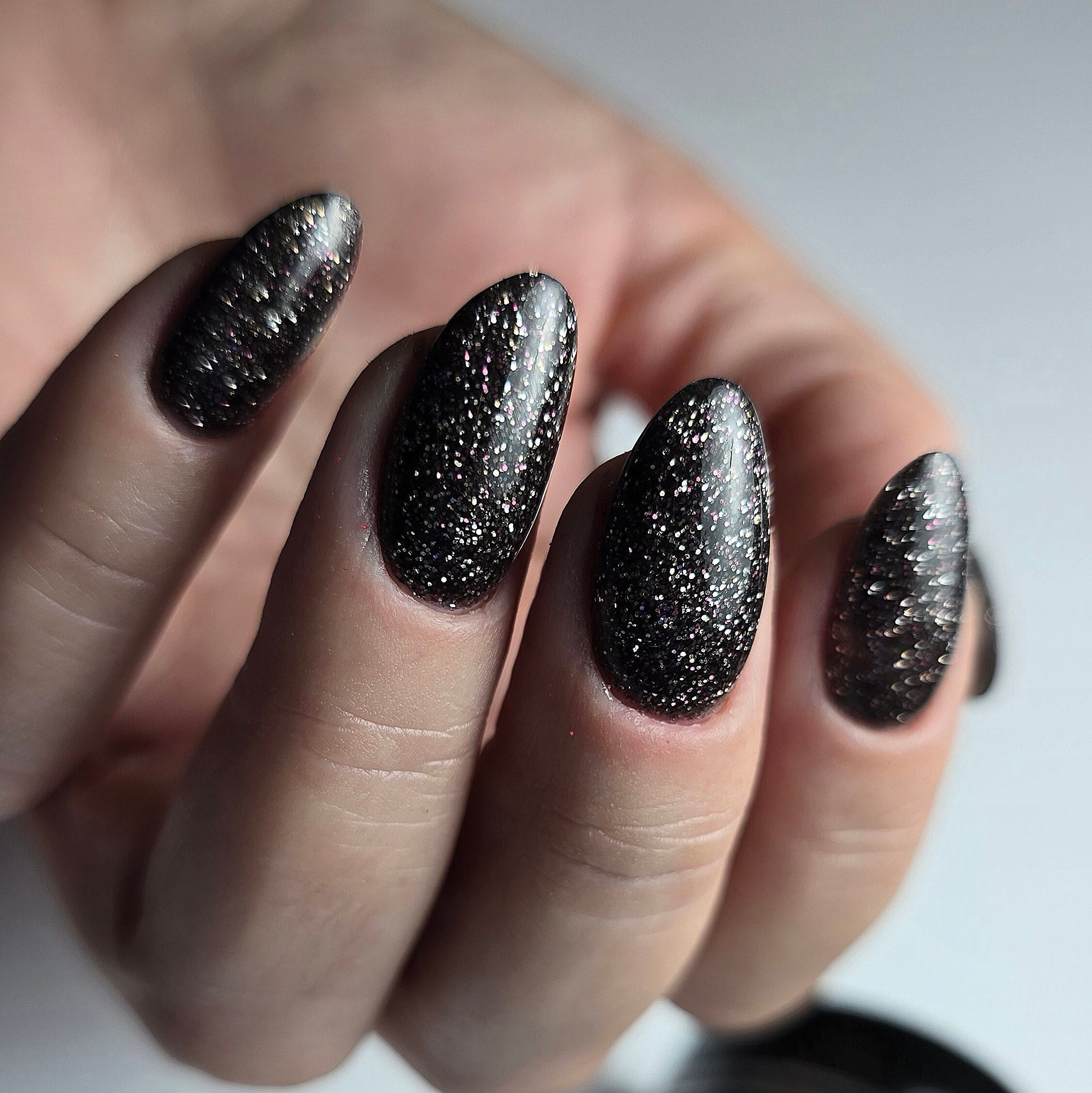 manicure tytanowy – stylizacja bez lampy UV